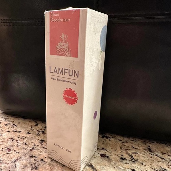 3 Bundle-Makeup remover cloth-Cake butter cream 7oz-Lamfun Shoe deodorizer spray - Picture 4 of 8